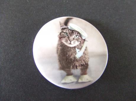 Poes-Kat als zuster